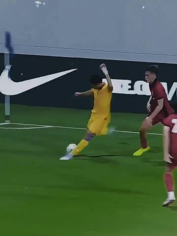 必一运动官方网站-戴伟浚在国家队重现克鲁伊夫转身⚽️